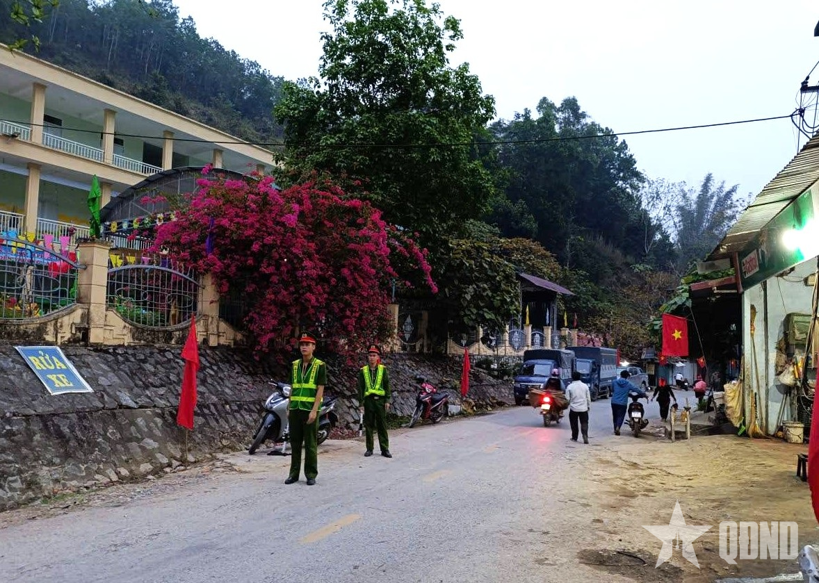 Gần dân, vì dân, giữ vững bình yên ở vùng cao Niêm Sơn (Tuyên Quang)

